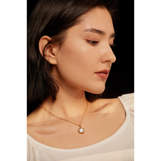 Collier Raffiné en Perles d'Eau Douce - Luxe et Élégance Naturelle