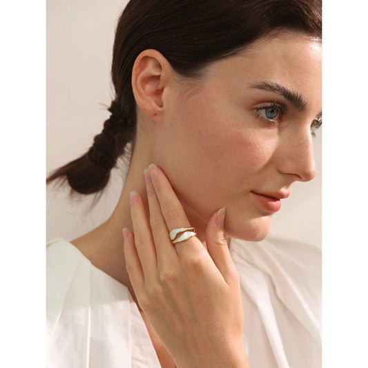Bague Ouverte Émail Blanc Élégante