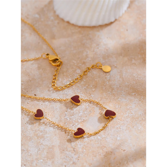 Collier Chic en Émail Rouge Cœur Raffiné et Élégant